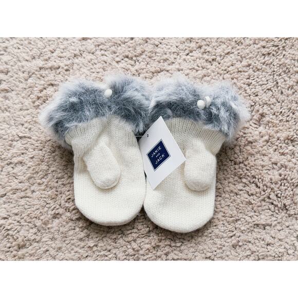 NWT Janie and Jack Faux Fur Gray Mittens Baby Toddler 12-24 Months Winter Cozy - Picture 1 of 3
